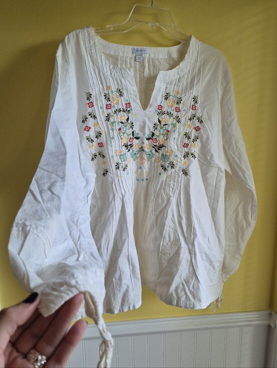 Relativity Tops - Y2k 2x Relativity Floral Emroidered Semi Sheer Top